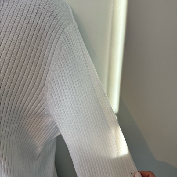 Time and Tru White Turtleneck Size XL - Picture 5 of 9